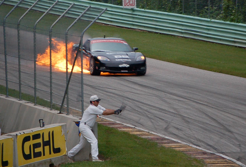 Illustration for article titled Racing Corvette Catches Fire In Dramatic Fashion